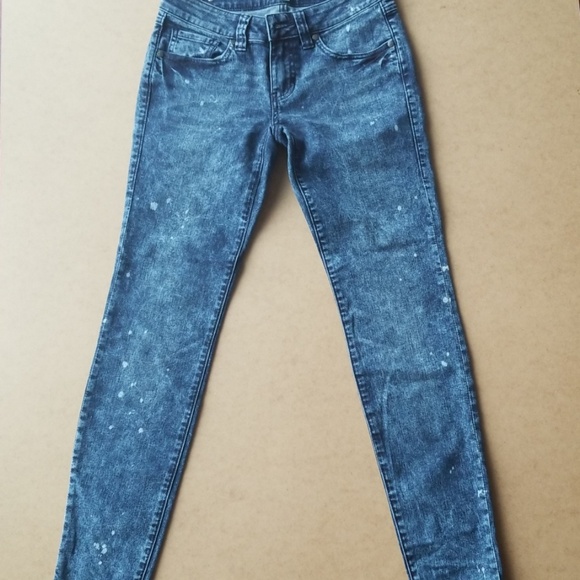 2 for $20 CAbi Constellation Wash Skinny Jean - Picture 3 of 6